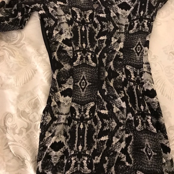GUESS dress - Picture 2 of 2